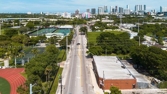 800 NW 36th St, Miami, FL 33127