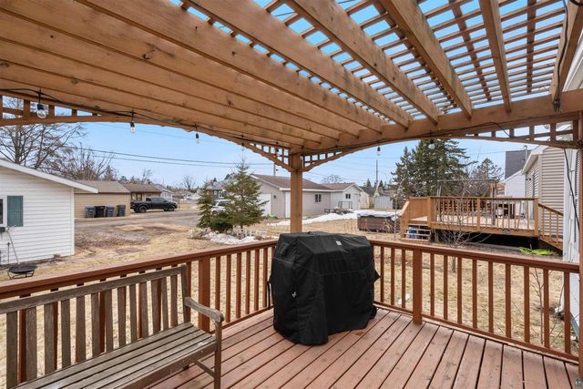 712 Lincoln St, Superior, WI 54880