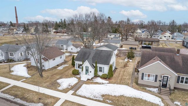 712 Lincoln St, Superior, WI 54880