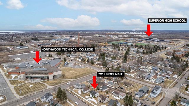 712 Lincoln St, Superior, WI 54880
