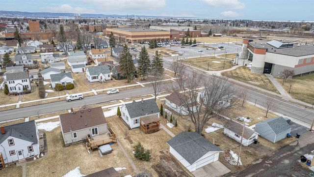 712 Lincoln St, Superior, WI 54880