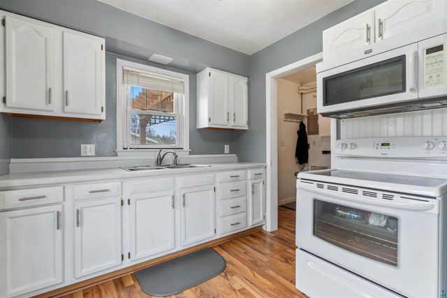 712 Lincoln St, Superior, WI 54880