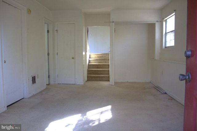 85 BREEZEWOOD DR, Fredericksburg, VA 22407