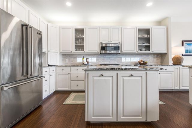 13737 Three Fathoms Bank Dr, Corpus Christi, TX 78418