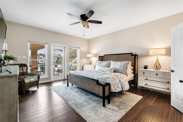 13737 Three Fathoms Bank Dr, Corpus Christi, TX 78418