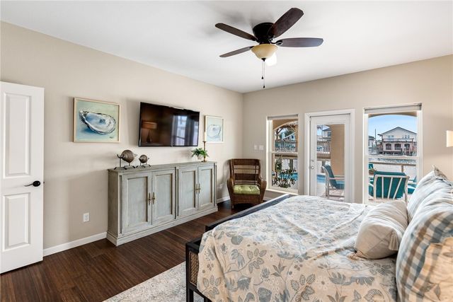 13737 Three Fathoms Bank Dr, Corpus Christi, TX 78418