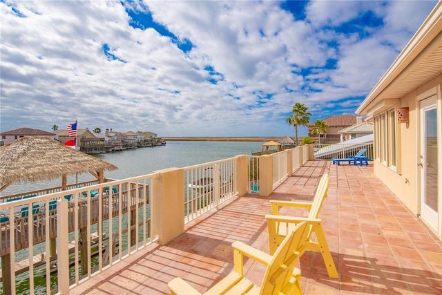 13737 Three Fathoms Bank Dr, Corpus Christi, TX 78418