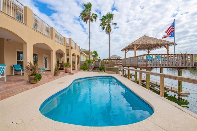 13737 Three Fathoms Bank Dr, Corpus Christi, TX 78418