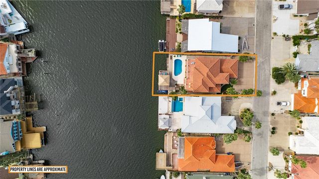 13737 Three Fathoms Bank Dr, Corpus Christi, TX 78418