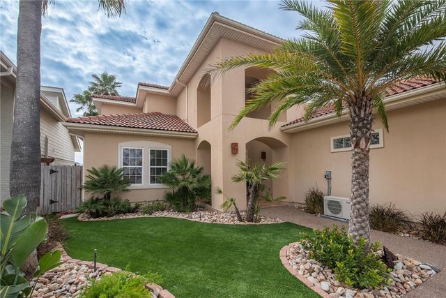 13737 Three Fathoms Bank Dr, Corpus Christi, TX 78418
