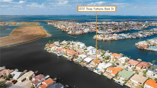 13737 Three Fathoms Bank Dr, Corpus Christi, TX 78418