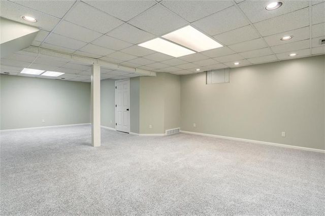12502 W 81st Terrace, Lenexa, KS 66215