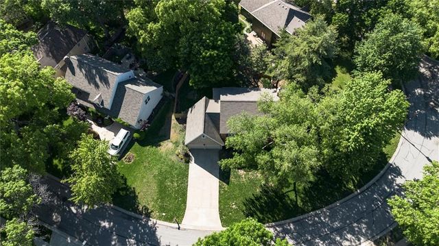 12502 W 81st Terrace, Lenexa, KS 66215