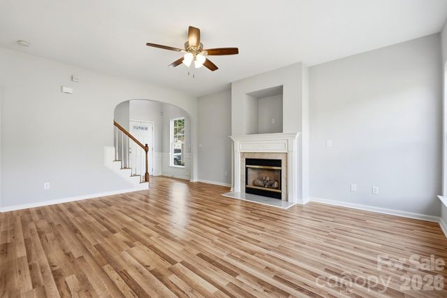 1813 Crabapple Tree Lane, Charlotte, NC 28214