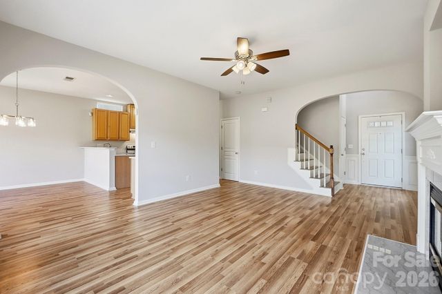 1813 Crabapple Tree Lane, Charlotte, NC 28214