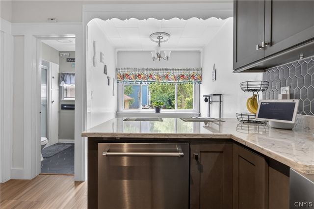 207 Parkway Drive, Syracuse, NY 13207