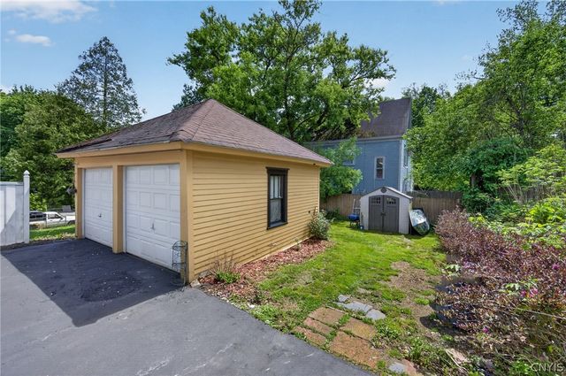 207 Parkway Drive, Syracuse, NY 13207