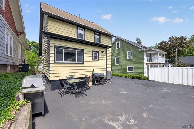 207 Parkway Drive, Syracuse, NY 13207