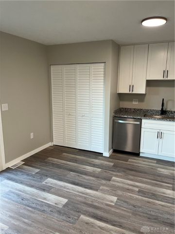 1829 Gayhart Drive, Xenia, OH 45385