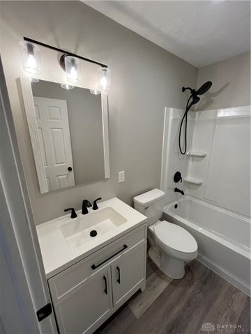 1829 Gayhart Drive, Xenia, OH 45385