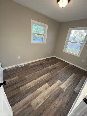 1829 Gayhart Drive, Xenia, OH 45385