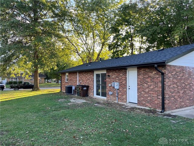 1829 Gayhart Drive, Xenia, OH 45385