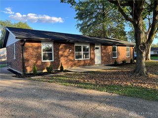 1829 Gayhart Drive, Xenia, OH 45385