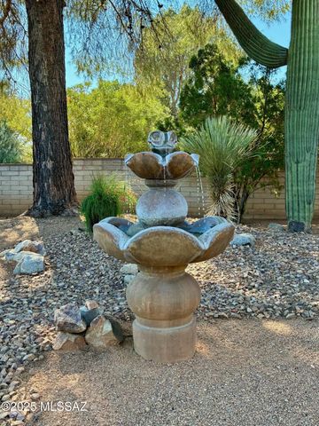 935 S LA HIGUERA, Green Valley, AZ 85614