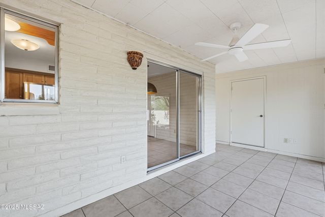 935 S LA HIGUERA, Green Valley, AZ 85614