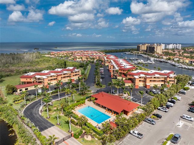 3220 SOUTHSHORE DRIVE 23C, Punta Gorda, FL 33955