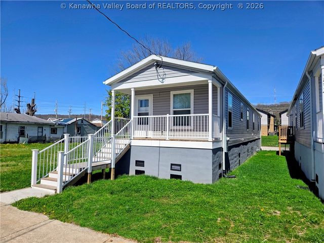 1516 2nd Avenue, Charleston, WV 25387