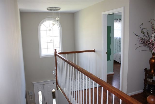 2026 Parker St, Springfield, MA 01128