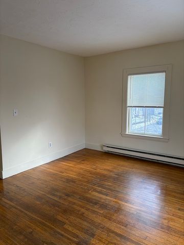 90 Bacon Steet 3, Waltham, MA 02451