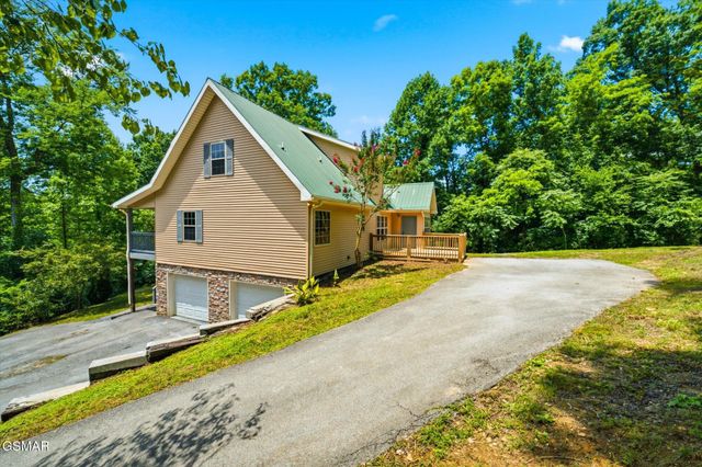 1134 Deer Trail Way, Seymour, TN 37865