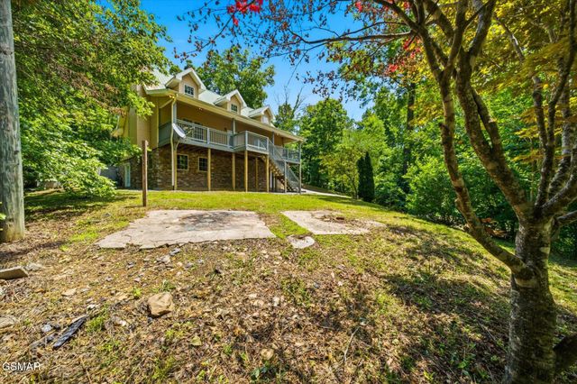 1134 Deer Trail Way, Seymour, TN 37865