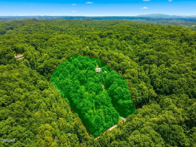 1134 Deer Trail Way, Seymour, TN 37865