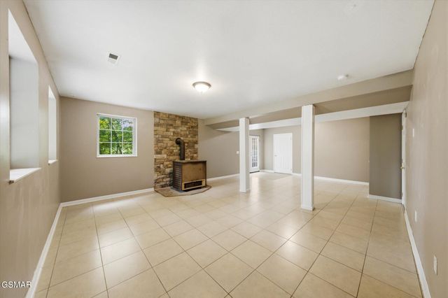 1134 Deer Trail Way, Seymour, TN 37865