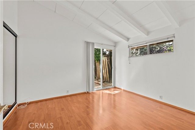 19824 Gilmore, Woodland Hills (los Angeles), CA 91367