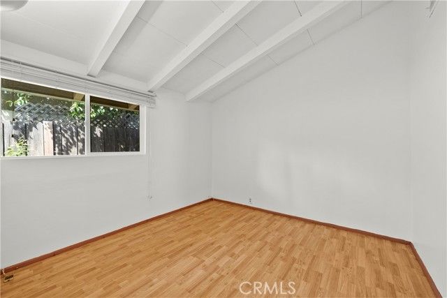 19824 Gilmore, Woodland Hills (los Angeles), CA 91367