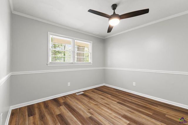 124 Carterwoods Drive, Warner Robins, GA 31088