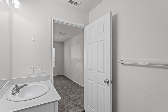 16012 Crews Avenue, Haslet, TX 76052