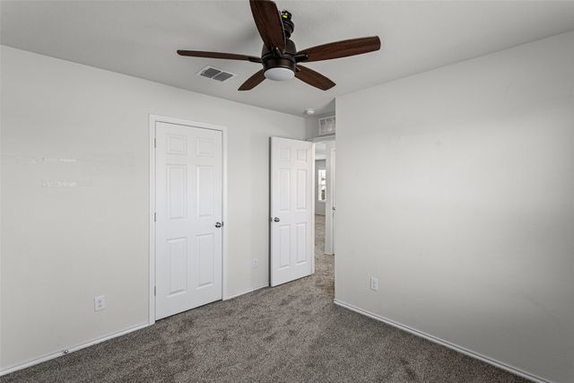 16012 Crews Avenue, Haslet, TX 76052