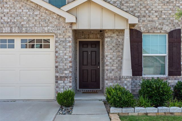 16012 Crews Avenue, Haslet, TX 76052