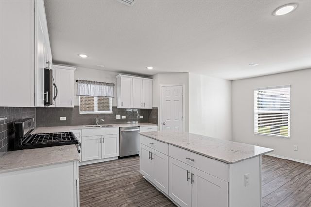 16012 Crews Avenue, Haslet, TX 76052