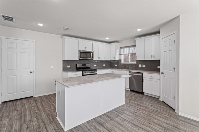 16012 Crews Avenue, Haslet, TX 76052