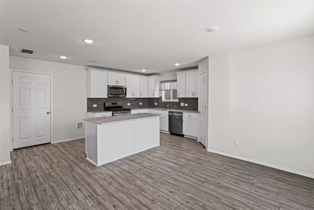 16012 Crews Avenue, Haslet, TX 76052