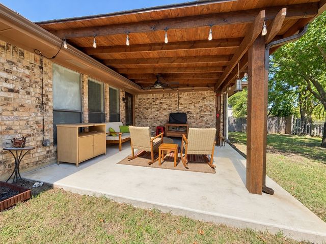 929 Reno Street, Lewisville, TX 75077