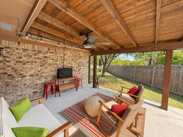 929 Reno Street, Lewisville, TX 75077