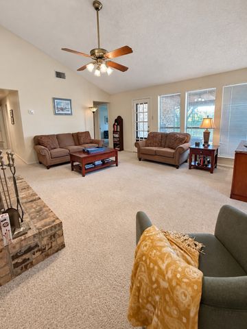 929 Reno Street, Lewisville, TX 75077