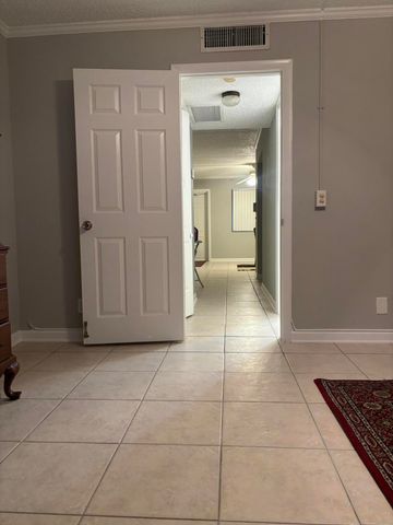 400 Village Green Circle W 202, Palm Springs, FL 33461